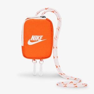 NWT Nike lanyard pouch